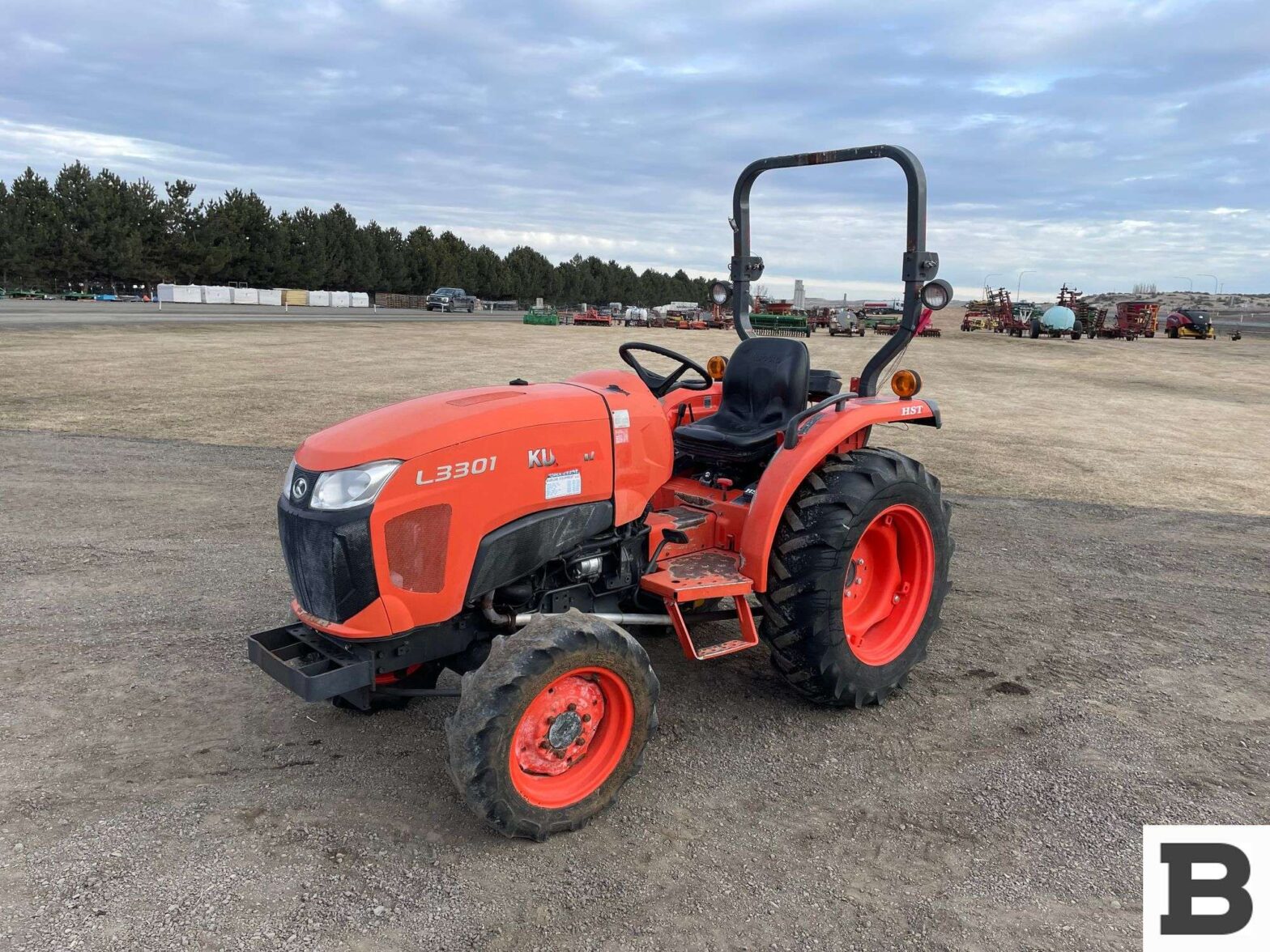 Kubota L3301